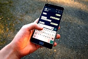 Hack Whatsapp for Free on Android Phone